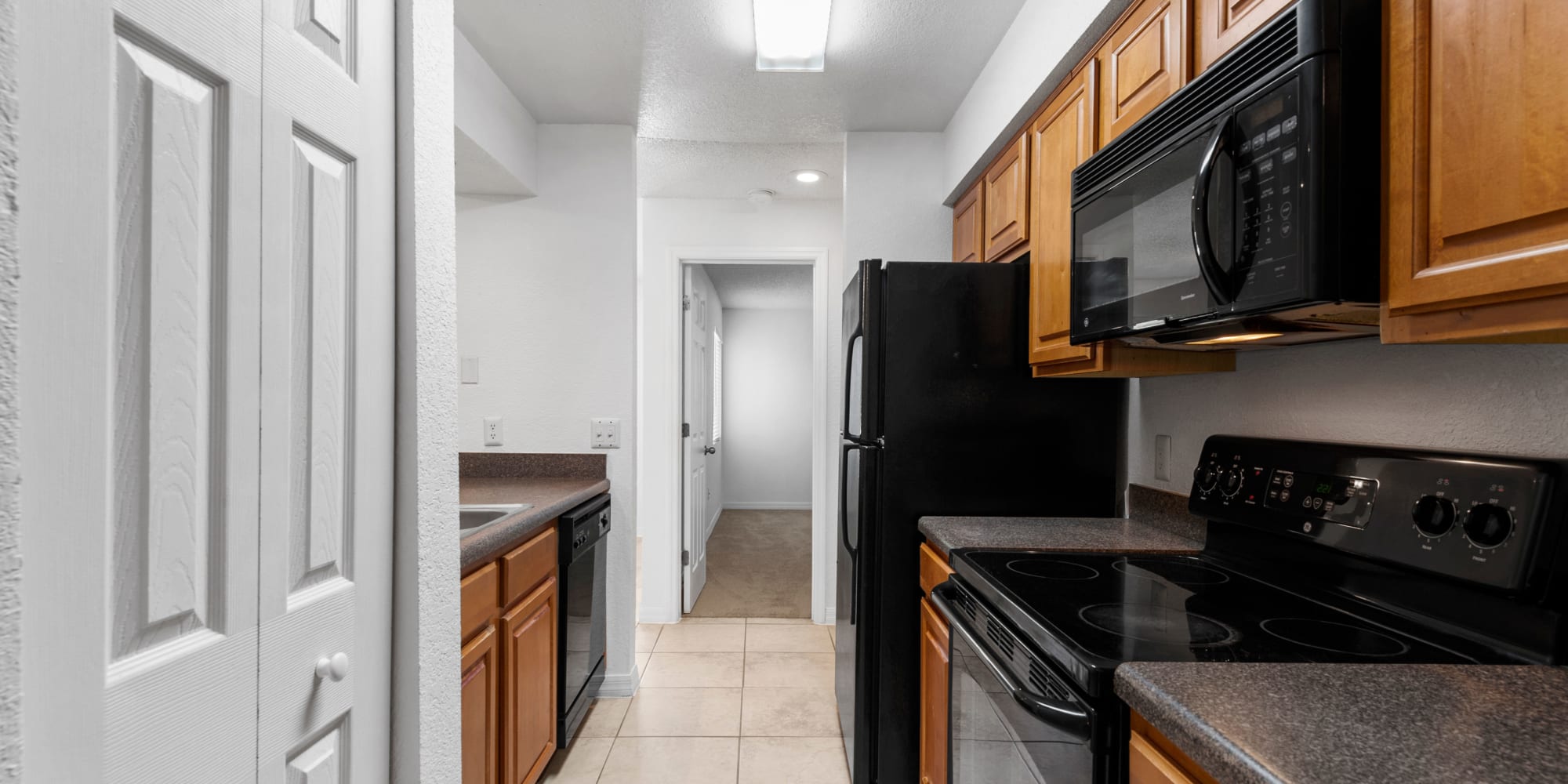 Photos of Stone Creek at Wekiva Apartments in Altamonte Springs, FL